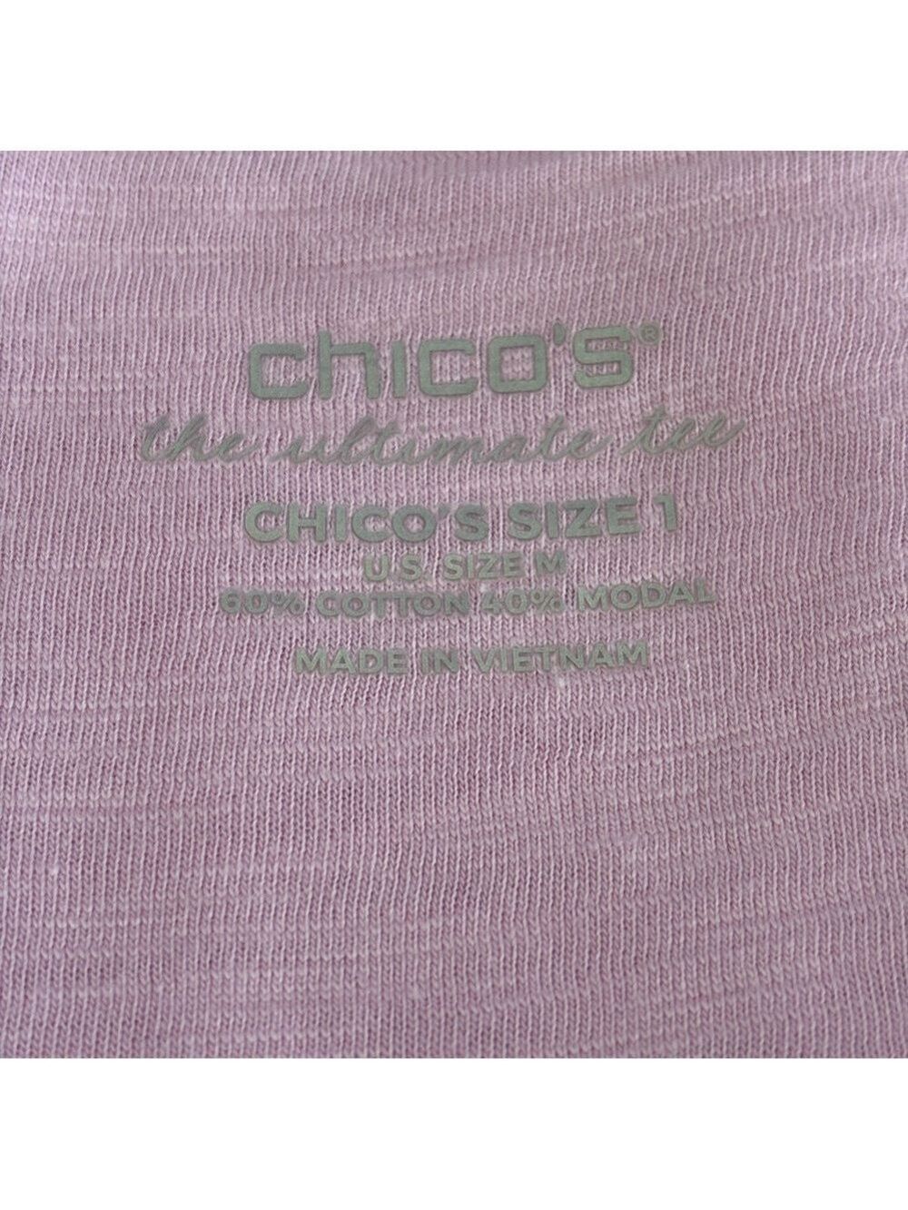 Chico’s Pinkish Lavender V-Neck Tunic Top | Relaxed Fit, 3/4 Tab Sleeves, Size M - Picture 9 of 10